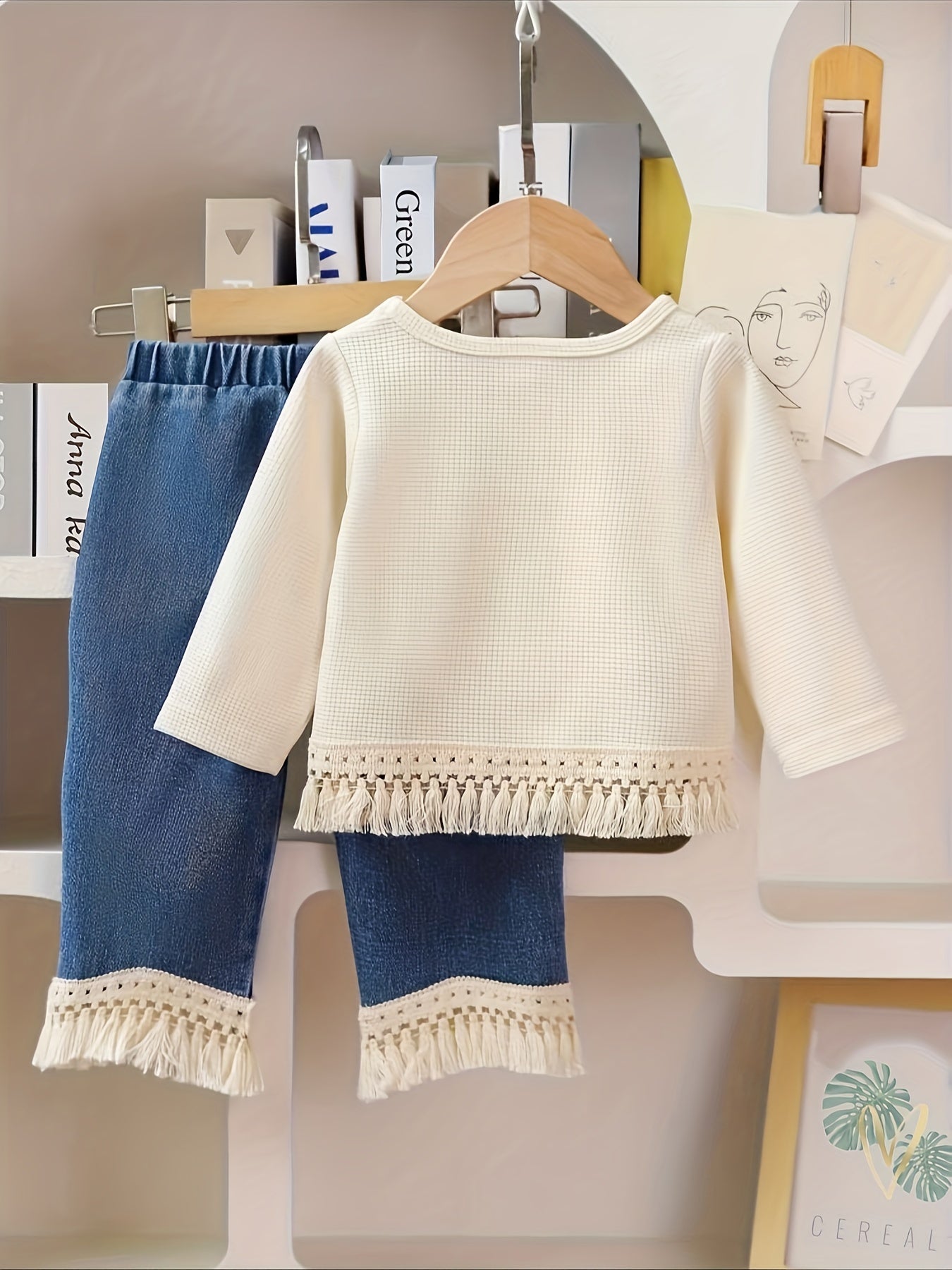 Girls' Fashion Tassel Top & Jeans Set P100003, Polyester Knit Long Sleeve Pullover with Elastic Denim Pants, Casual Solid Color Outfit for Autumn/Winter, For Outdoor