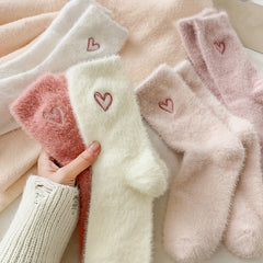 5 Pairs of Ultra-Soft, Plush, and Thick Mid-Length Womens Socks - Warm, Cold-Resistant, and Cozy for Autumn and Winter - Ideal for Home, Sleep, Floor, and Long Tube Wear