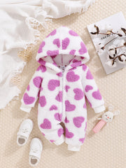 Baby autumn and winter baby long-sleeved long-legged love pattern onesie with cute hooded crawling clothes