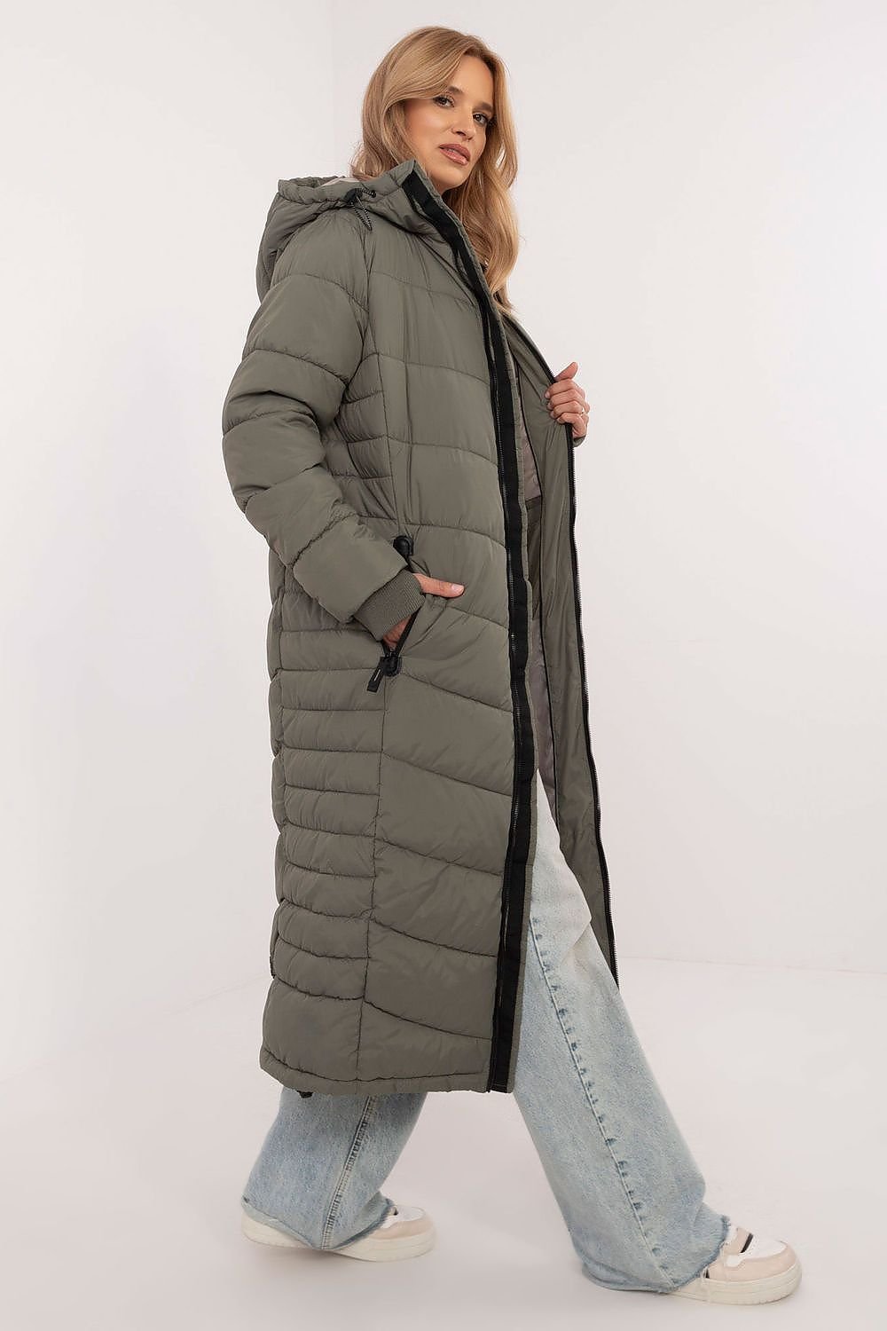 Women Puffed Jacket