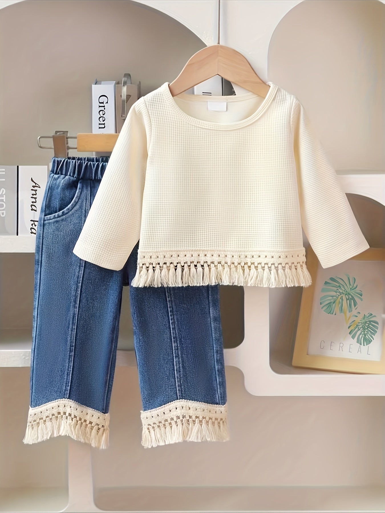 Girls' Fashion Tassel Top & Jeans Set P100003, Polyester Knit Long Sleeve Pullover with Elastic Denim Pants, Casual Solid Color Outfit for Autumn/Winter, For Outdoor